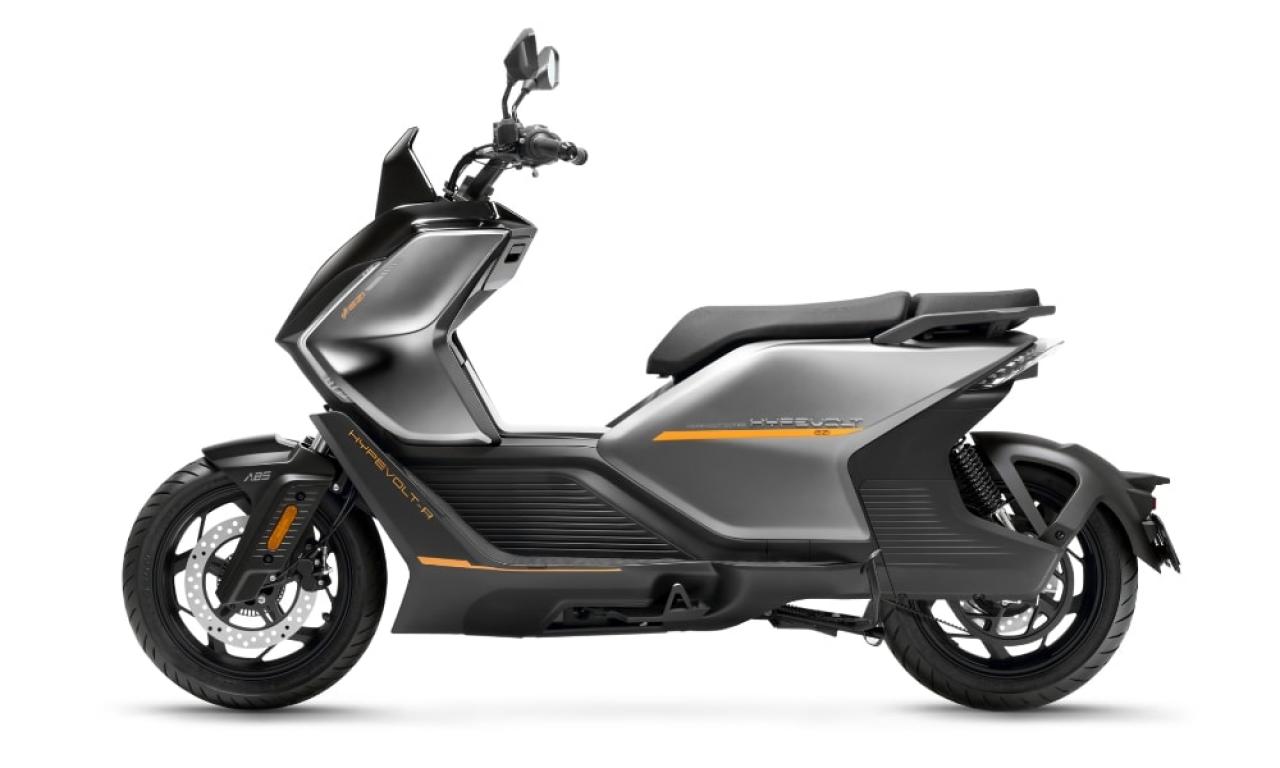 https://keeway-india.com/wp-content/uploads/2026/07/keeway_ezi_hypevolt_electric_scooter_india_launch_in_june_2026_carandbike_1_13615d33c5-1.jpeg 